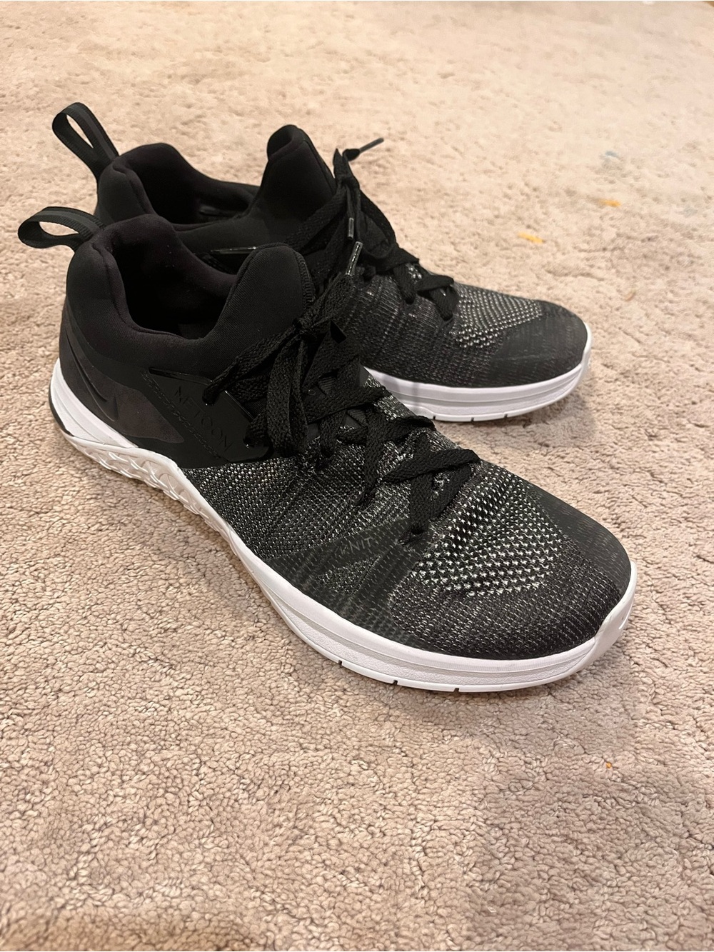 Nike Women’s Metcon Flyknit 3 size 12